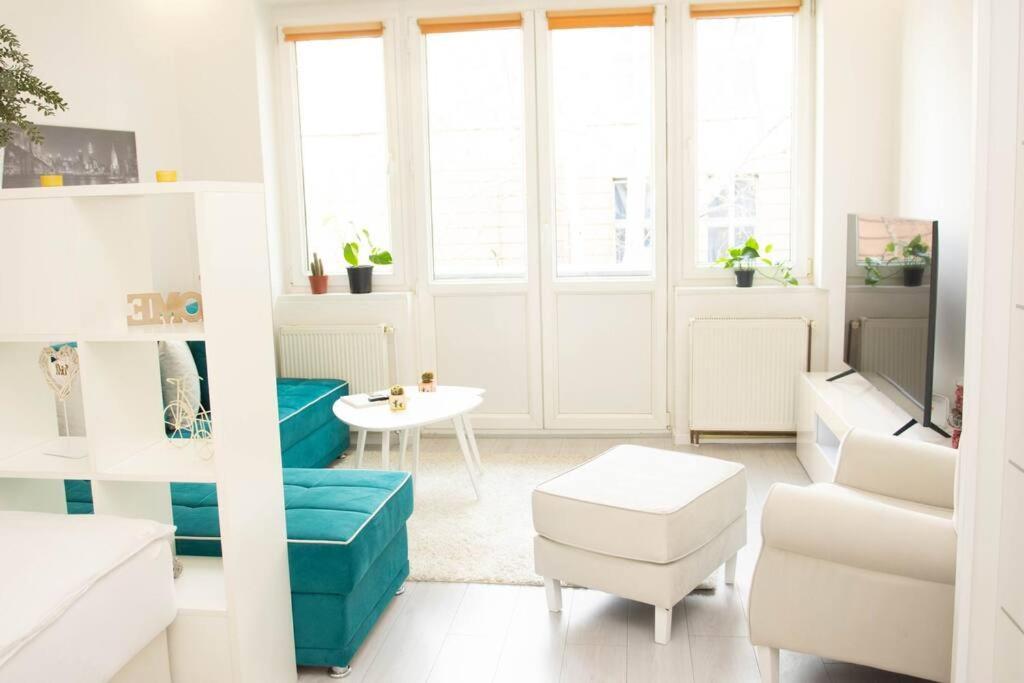 Cute And Sunny Studio - Central Location سراييفو المظهر الخارجي الصورة