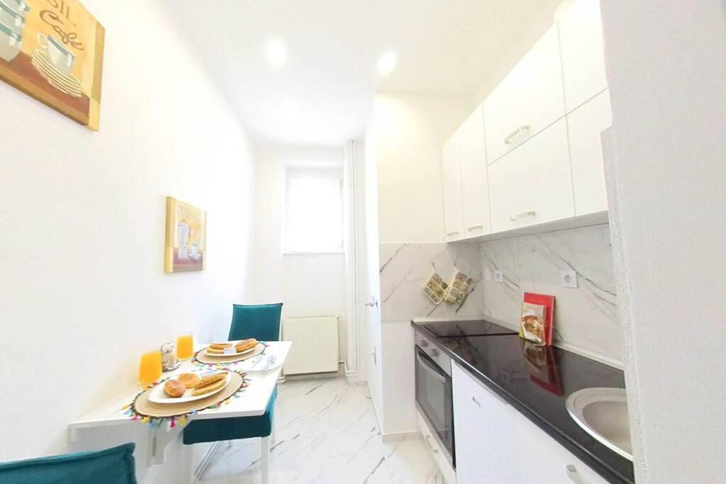 Cute And Sunny Studio - Central Location سراييفو المظهر الخارجي الصورة