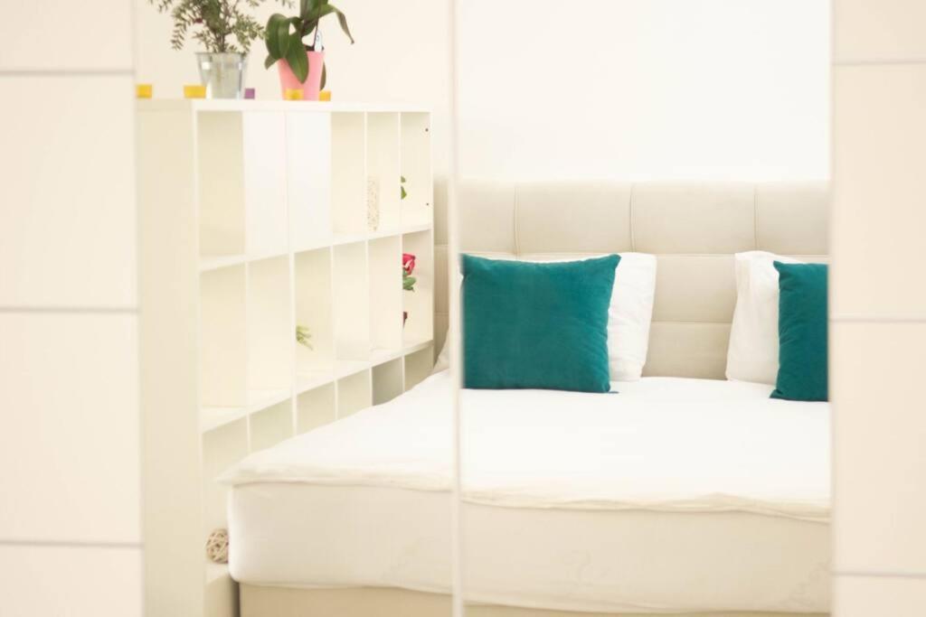 Cute And Sunny Studio - Central Location سراييفو المظهر الخارجي الصورة