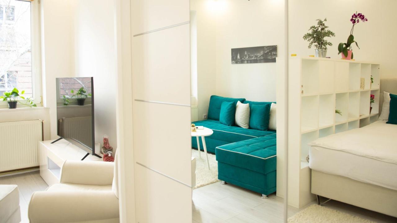 Cute And Sunny Studio - Central Location سراييفو المظهر الخارجي الصورة